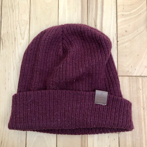Winter tuque - Picture 1 of 2